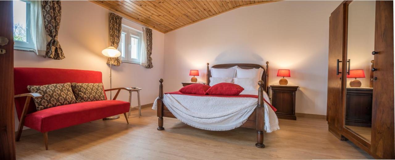 Casa Dos Castanheiros Hotel Vila Verde  Luaran gambar