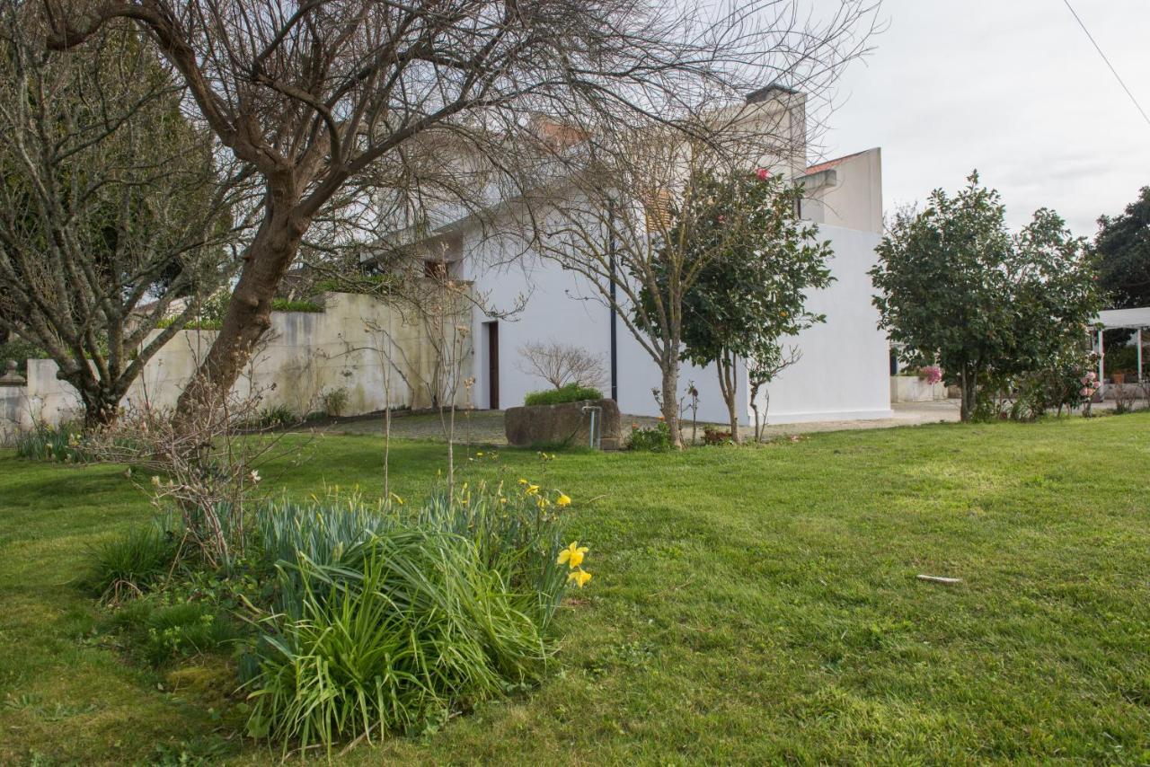 Casa Dos Castanheiros Hotel Vila Verde  Luaran gambar
